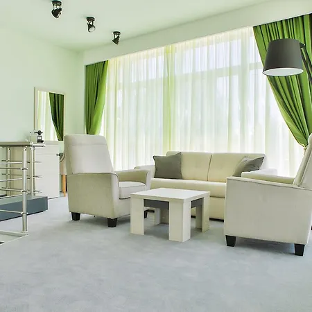 Harmony Bed & Breakfast 4*